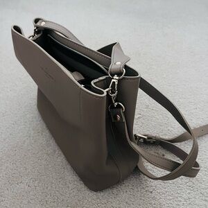 Elegant Gray Women's Shoulder Bag